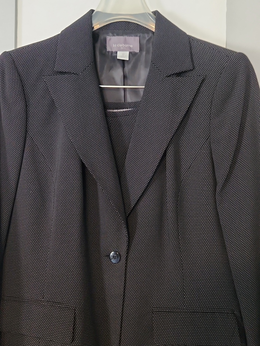 Liz Claiborne 2 Piece Pant Suit: black with mini white dots; size 10 Misses
